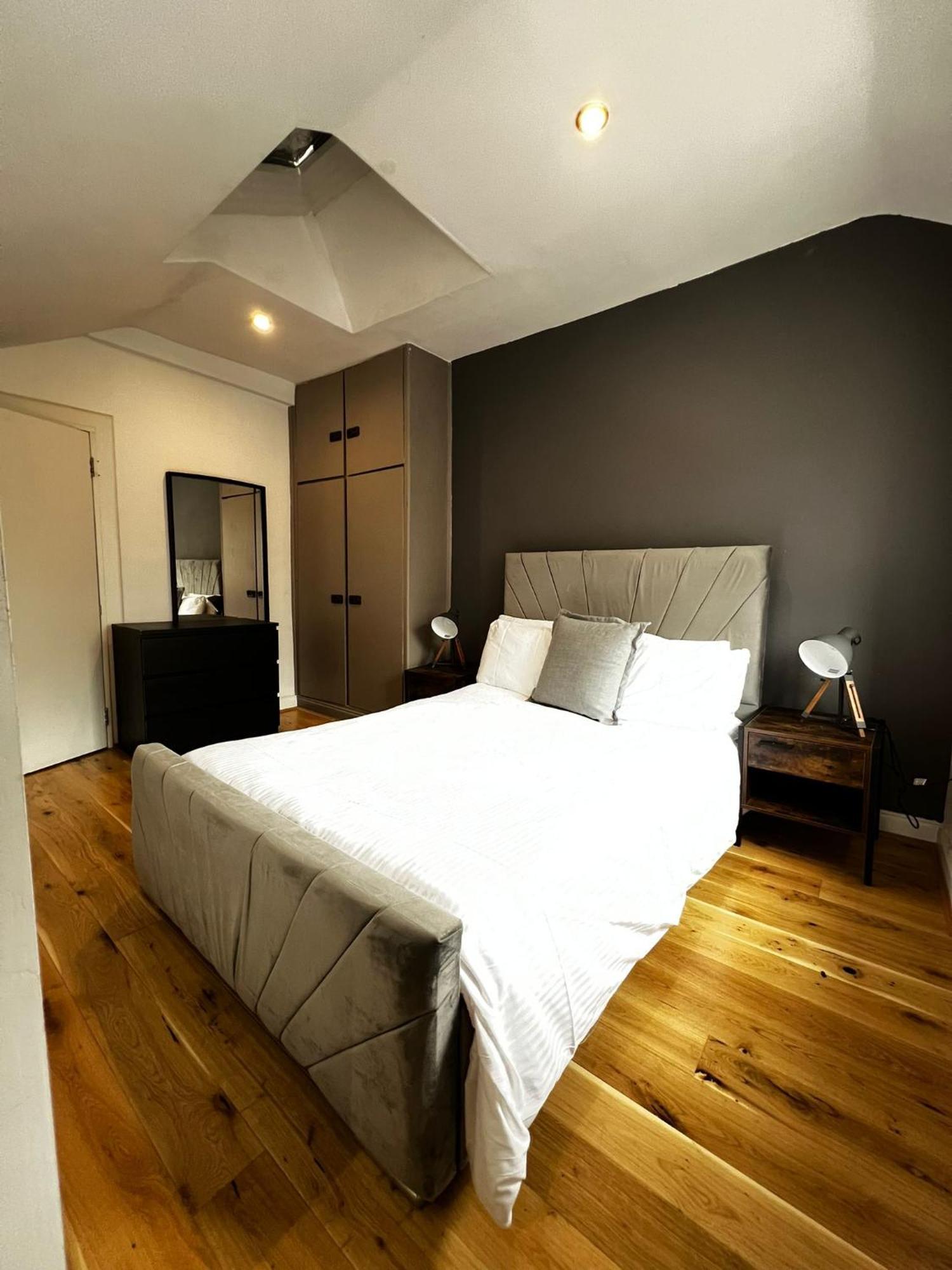 Goodge Street Apartments London Eksteriør billede